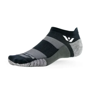 גרבי ריצה Swiftwick Flite XT No Show שחור