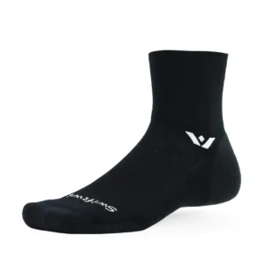 גרבי ריצה Swiftwick Pursuit Quarter Crew שחור